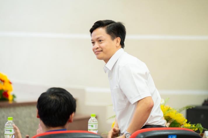 [Video] CEO Nguyễn Quốc Kỳ kể chuyện chinh phục ước mơ cùng sinh viên HUTECH 197