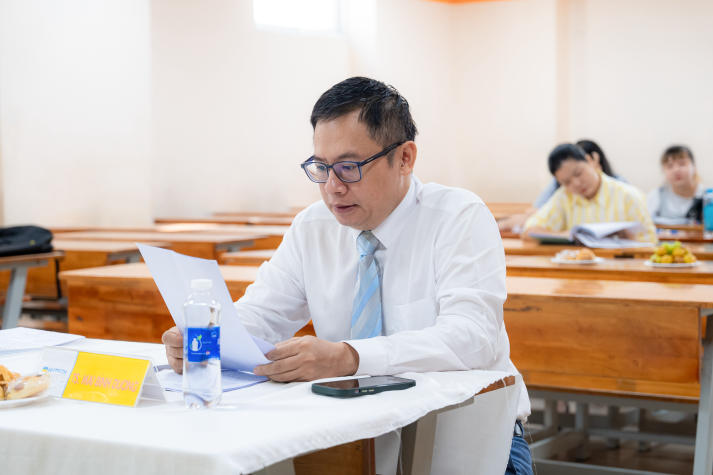 Nhiều nghiên cứu thiết thực được thể hiện trong buổi bảo vệ luận văn/đề án Thạc sĩ ngành Tài chính - Ngân hàng 95