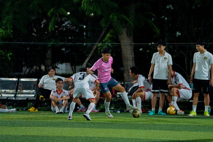 [HUTECH Football Cup 2023] Lộ diện 04 đội mạnh nhất tiến vào vòng Bán kết 32