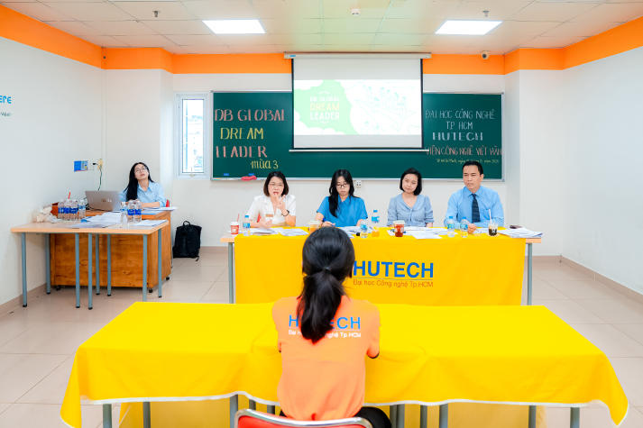 Sinh viên Viện Công nghệ Việt - Hàn thể hiện bản lĩnh tại vòng phỏng vấn DB Dream Leader mùa 3 54
