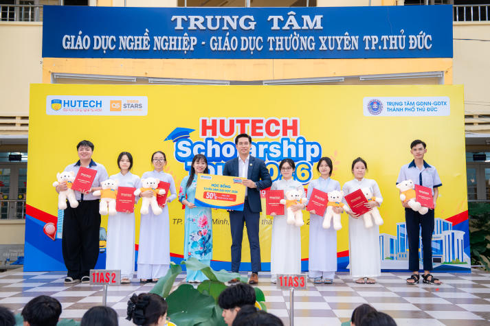[Video] Từ học bổng HUTECH, học sinh TT. GDNN - GDTX Thủ Đức thêm động lực theo đuổi giấc mơ đại học 26