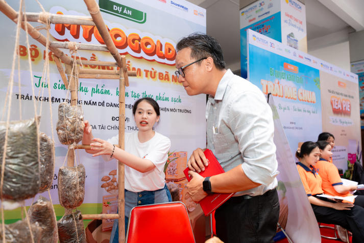 Dự án thật - Trải nghiệm thật: Sinh viên HUTECH trưởng thành qua loạt hoạt động thực chiến 139