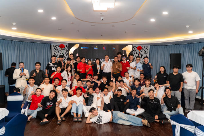 [Ảnh] Sinh viên Viện Văn hóa - Nghệ thuật - Thể thao trải nghiệm thực tiễn học phần Du lịch thể thao tại Vũng Tàu 146