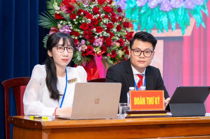 Đại hội Đại biểu Đảng bộ HUTECH lần VII: Khởi đầu vững vàng cho nhiệm kỳ 2025-2030 43
