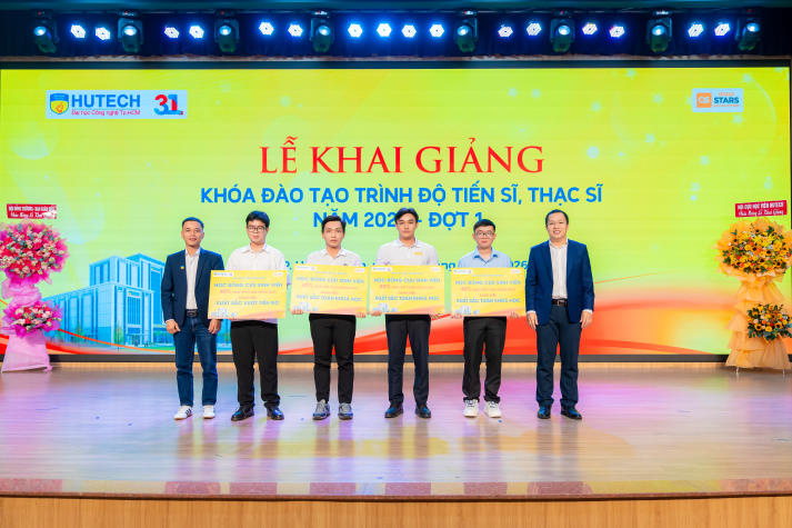 [Video] HUTECH khai giảng chương trình Tiến sĩ, Thạc sĩ đợt 1 năm 2026: Nâng tầm tri thức, kiến tạo tương lai 53