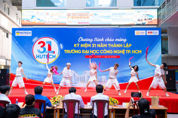 [Ảnh] Sân khấu tuổi trẻ rực sáng tại Liên hoan CLB - Đội - Nhóm “Tự hào sinh viên HUTECH” 34