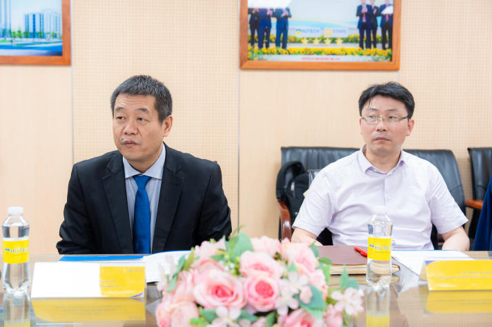 Tăng cường kết nối quốc tế: HUTECH làm việc với loạt trường đại học danh tiếng 60