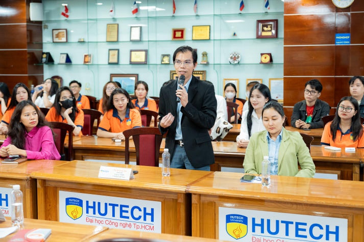 Khoa Quản trị kinh doanh HUTECH mở rộng cơ hội học tập tại doanh nghiệp cho sinh viên 70
