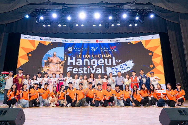 Sinh viên HUTECH trau dồi kiến thức, hòa nhập văn hóa tại Lễ hội Chữ Hàn "Hangeul Festival 2024" 8