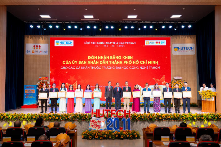 [Video] HUTECH long trọng công bố xếp hạng QS Ranking trong dịp Tri ân Nhà giáo 20/11 141