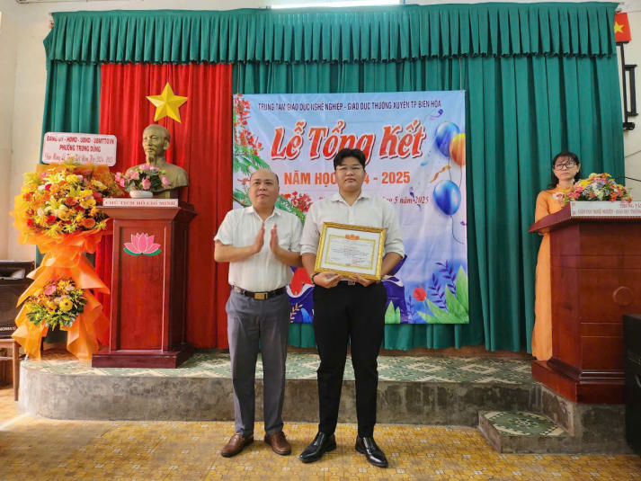 Gương mặt tân sinh viên Nguyễn Ngọc Minh Đăng: Từ đam mê lịch sử đến hành trình tìm ra hướng đi cho tương lai 67