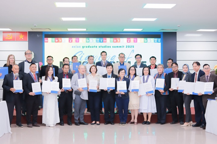 Signing MoUs with 28 institutions worldwide, HUTECH reaffirms leadership in research collaboration at A-GRASS 2025 273