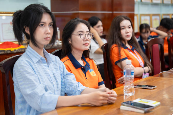 Sinh viên Khoa Quản trị kinh doanh "mở khóa" tiềm năng nghề nghiệp Sales Logistics 50