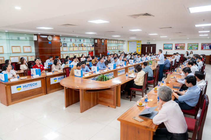 [Video] “Gắn kết để lan tỏa tri thức”: HUTECH chào đón những người đồng hành mới 15