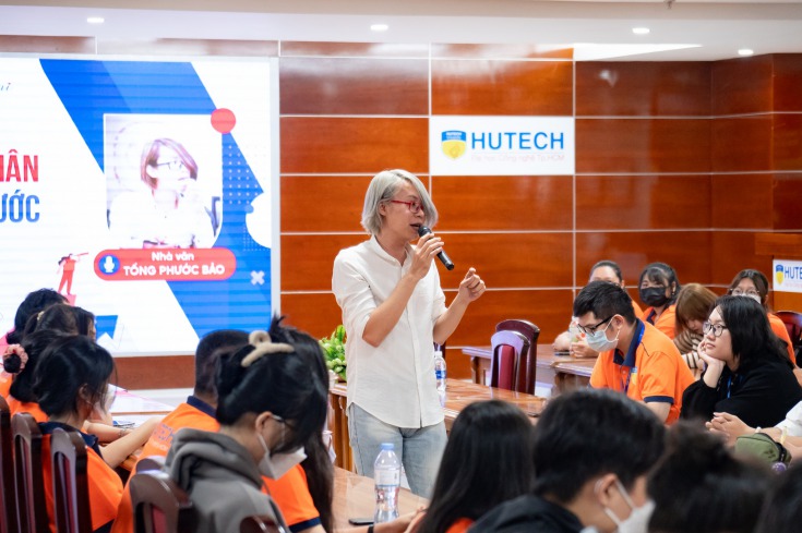 Nhà văn Tống Phước Bảo hiện đang là Giám đốc marketing Cty TNHH Quốc tế Koba, cố vấn doanh nghiệp và diễn giả văn hóa đọc, kỹ năng mềm và định hướng phát triển bản thân cho người trẻ HUTECH 1