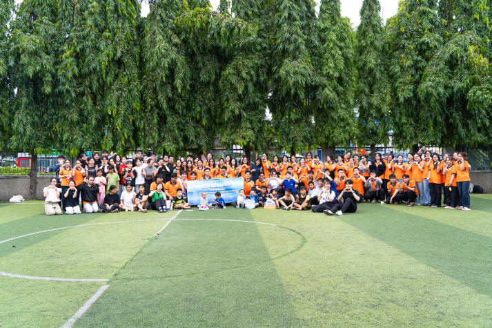 Sinh viên Khoa Tài chính - Thương mại gieo mầm yêu thương tại Làng trẻ em SOS 87