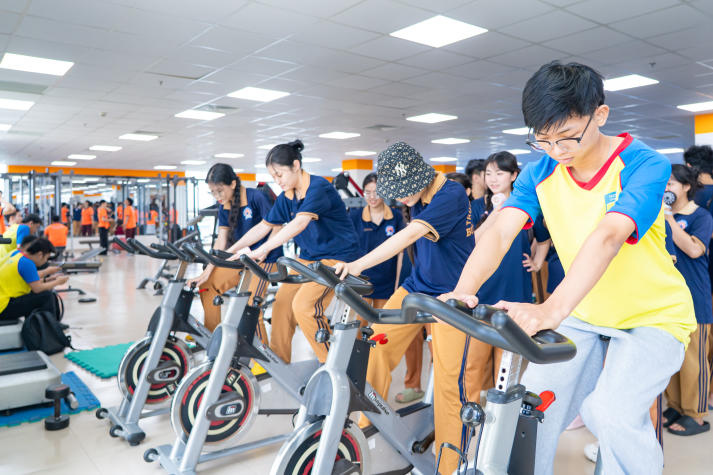 HUTECH đón đoàn học sinh trường TH-THCS-THPT Bùi Thị Xuân (Đồng Nai) tham quan, trải nghiệm môi trường đại học 38