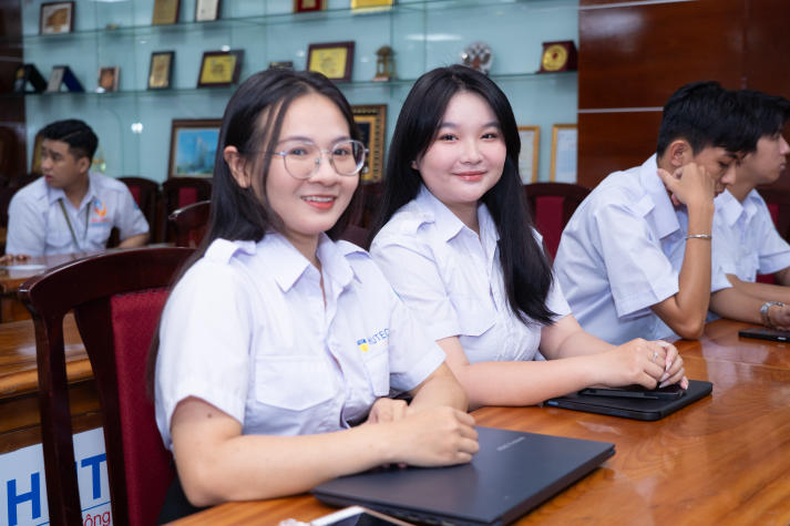 ​Ra mắt những “thủ lĩnh mới” tại Đại hội Liên Chi hội Khoa Quản trị Du lịch - Nhà hàng - Khách sạn nhiệm kỳ 2025 - 2028 51