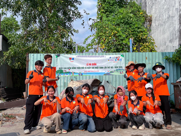 Tháng Thanh niên rực rỡ của sinh viên Khoa Marketing - Kinh doanh quốc tế 87