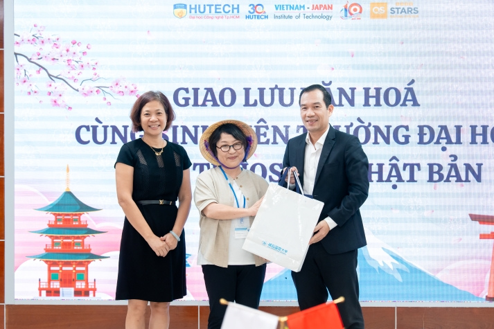 VJIT and Josai International University students engage in cultural exchange 78