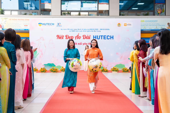 [Video] Nét đẹp Áo dài HUTECH: Sắc màu duyên dáng - lan tỏa yêu thương 29