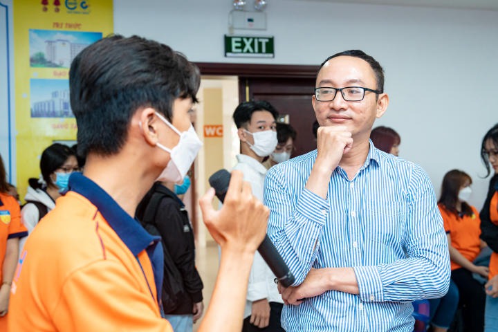 Gen Z HUTECH tìm hiểu “Chuyện đi học” 66