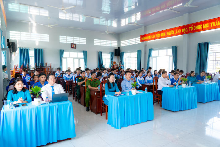 Chiến sĩ Mùa hè xanh HUTECH bắt tay thực hiện các công trình ý nghĩa tại Đồng Tháp và TP.HCM 19