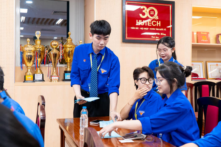 Hội nghị Đoàn TNCS HCM Khoa Thú y nhiệm kỳ 2025-2027: Dấu mốc khẳng định trí tuệ và tinh thần cống hiến của tuổi trẻ 52