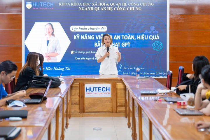 Cùng sinh viên ngành Quan hệ công chúng giải mã phương pháp ứng dụng ChatGPT vào truyền thông hiệu quả 47