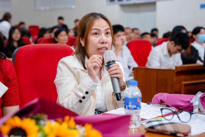 Sinh viên Tâm lý học HUTECH “trình làng” nhiều sản phẩm quảng cáo độc đáo trong buổi công chiếu đồ án cuối kỳ 87