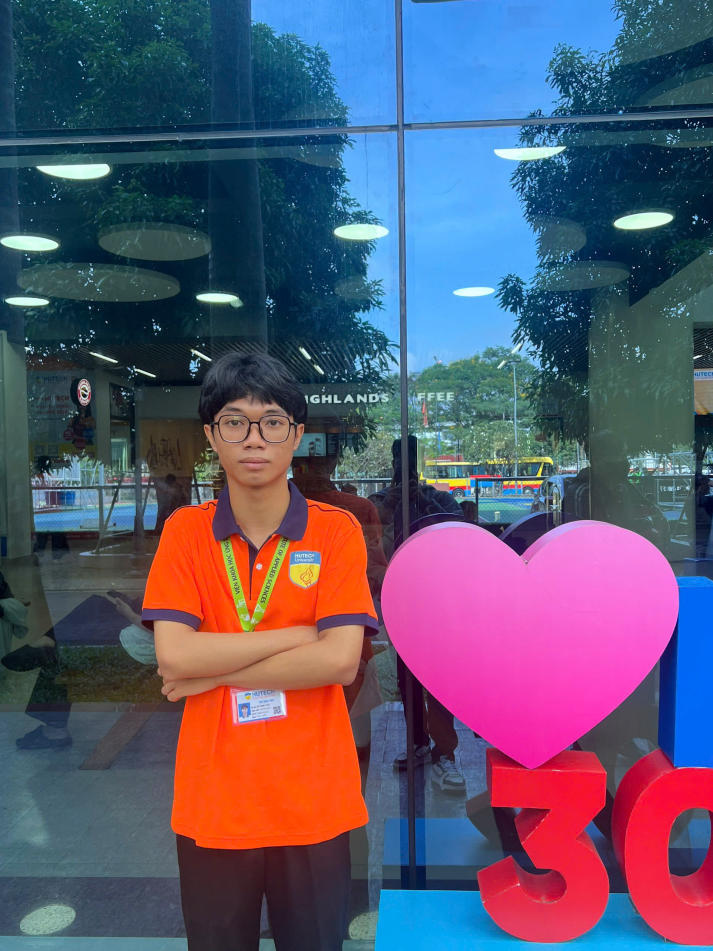 Gương mặt tân sinh viên Đạt Minh Tuấn: Từ những dòng code đầu tiên đến hành trình theo đuổi đam mê tại HUTECH 70