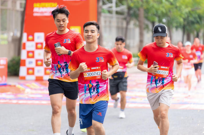 [Video] HUTECH Running Challenge 2025: Nhiều bước chân nhiệt huyết khẳng định một chặng đường vươn xa 68