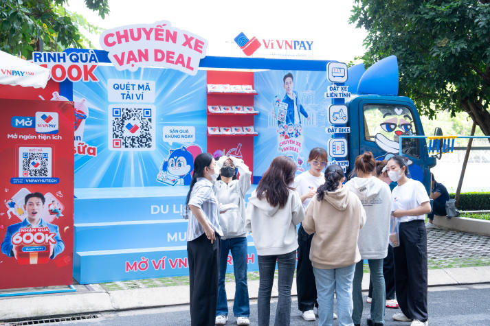 [Video] Hẹn gặp HUTECH-ers tại Ngày hội Truyền thống Sinh viên Thu Duc Campus “NEWBIES SAY HI!” 146