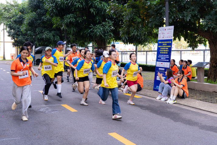 Sinh viên Nhật Bản học, Hàn Quốc học HUTECH “cháy” hết mình tại hội thao, lan tỏa tinh thần đoàn kết 39