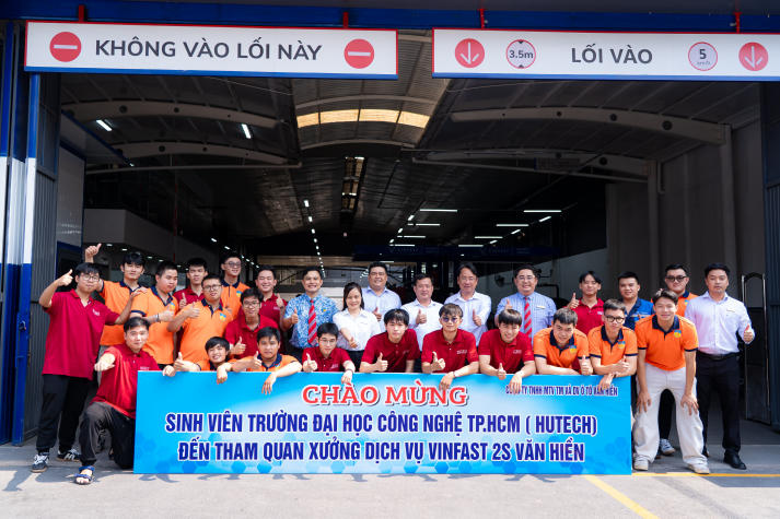 Sinh viên Viện Kỹ thuật trải nghiệm thực tế tại Xưởng VinFast Văn Hiền, tiếp cận công nghệ ô tô hiện đại 72