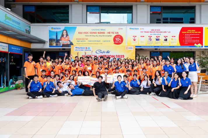 HUTECH Mission 2025: Bước khởi đầu ý nghĩa cho tân sinh viên Khoa Tài chính - Thương mại 104