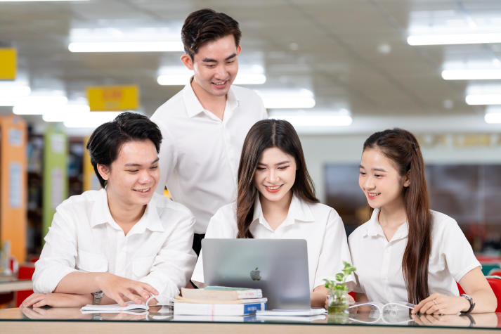HUTECH thông báo tuyển sinh đào tạo trình độ Tiến sĩ năm 2025 - Đợt 2 404