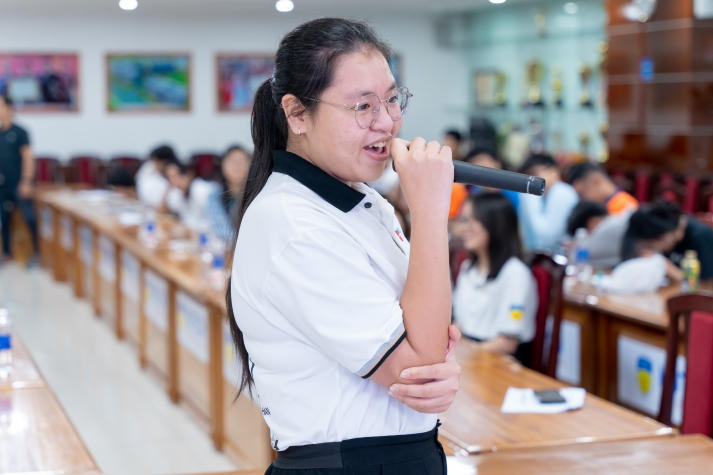 Sinh viên HUTECH tìm hiểu cách xây dựng kịch bản phim truyền hình Hàn Quốc K-Drama 114