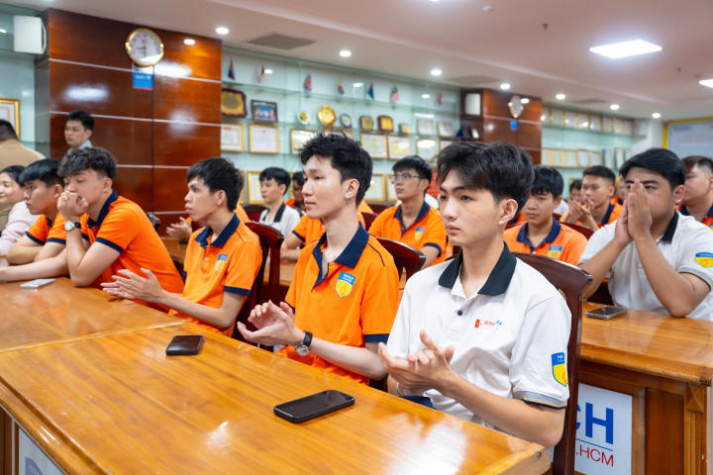 CV ấn tượng, phỏng vấn tự tin: Sinh viên VKIT bỏ túi bí quyết ghi điểm với nhà tuyển dụng Hàn Quốc 58