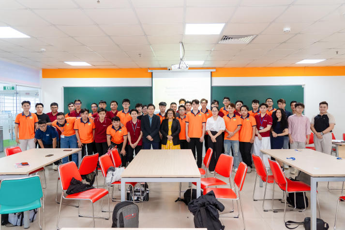 Sinh viên HUTECH mở rộng góc nhìn về giao thông bền vững cùng chuyên gia Ấn Độ 109