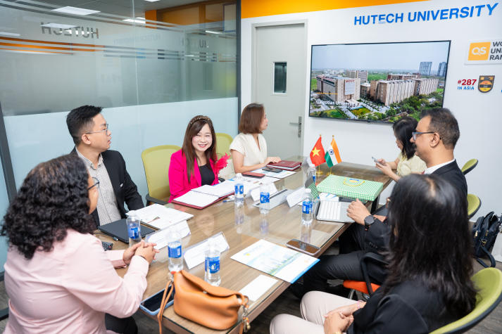 HUTECH và Galgotias University (Ấn Độ) mở rộng hợp tác đào tạo, nghiên cứu và kết nối doanh nghiệp 30