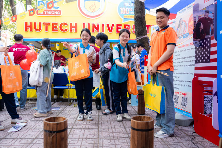 Tư vấn mùa thi 2026 tại Đồng Nai: HUTECH “all-in” bí kíp chọn ngành và chính sách học phí, học bổng cho teen 2k8 119