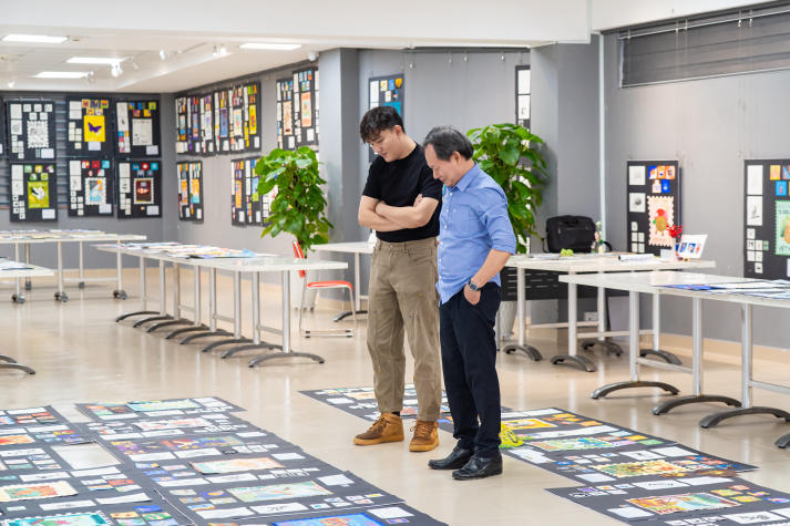 [Video] Sinh viên Thiết kế đồ họa thiết kế tem từ sắc màu thiên nhiên Việt Nam 37