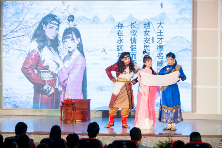 Bản lĩnh làm nền, sáng tạo làm chất - Sinh viên HUTECH nổi bật trên mọi đấu trường tài năng 80