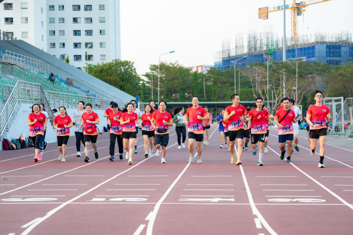 [HUTECH 31 năm] Viết tiếp hành trình đẹp bằng yêu thương và bản lĩnh 107