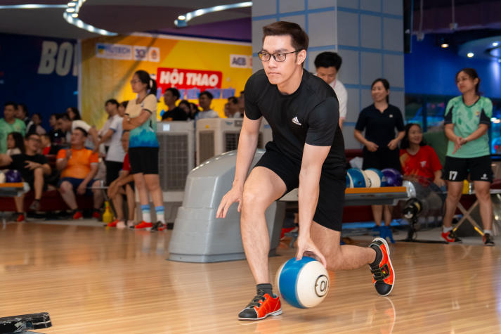 [Video] Liên quân VPT - VP.HĐT - P.NS - TT.KĐ-ĐBCL - BTT - TT.IT bảo vệ thành công ngôi vị vô địch Bowling 73