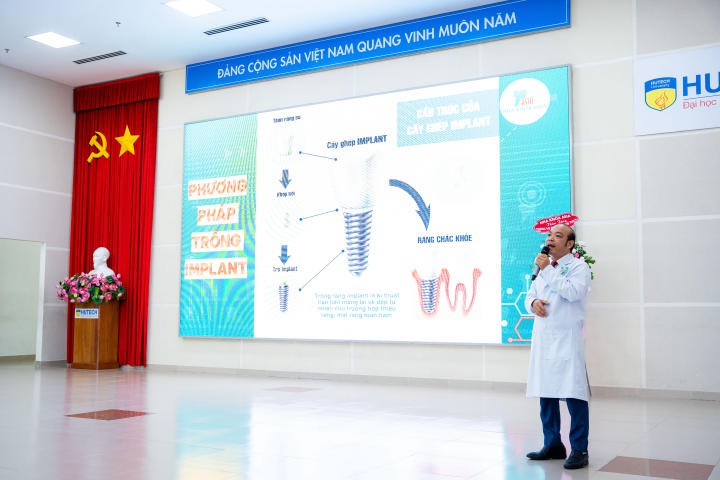 Sinh viên HUTECH tìm hiểu các vấn đề răng miệng và cách chăm sóc cùng chuyên gia 79