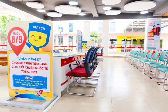 HUTECH sẵn sàng đón thí sinh trúng tuyển đến nhập học 94