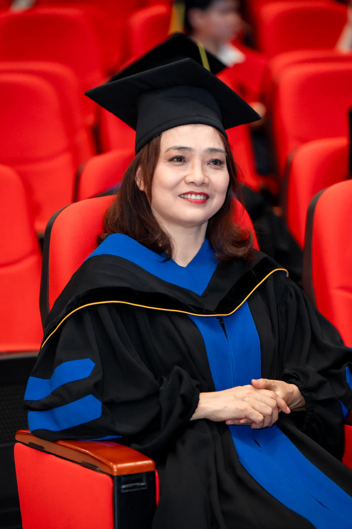 Tân Thạc sĩ Nguyễn Thị Lưu Tâm: Khi tuổi trung niên không là điểm dừng của hành trình học tập 21