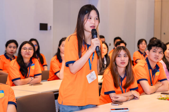 [Ảnh] Kiến tập tại C.P. Việt Nam: Cơ hội cọ xát thực tiễn cho sinh viên ngành Kinh tế quốc tế 71